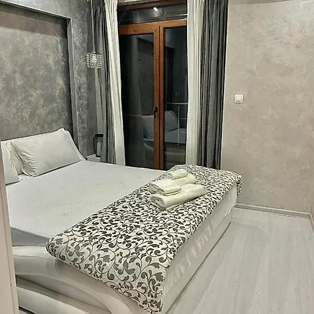 Elegant In The Heart Of Old Town Appartement Plovdiv